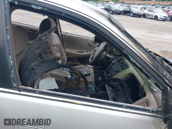 1999 Honda Accord LX with VIN 1HGCG6659XA113823, listed as a IAAI auction lot 42462228 with Not provided miles and . Bid and sale history available at DreamBid. Image 5.