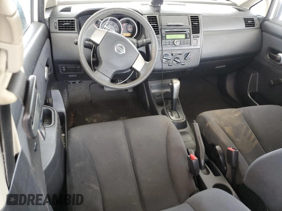 2009 Nissan Versa 1.6 with VIN 3N1CC11E49L475481, listed as a Copart auction lot 45809525 with 141,717 mi miles and Clean Title. Bid and sale history available at carsss.com. Image 8.