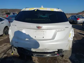 2021 Cadillac XT5 AWD Premium Luxury with VIN 1GYKNDRS9MZ149394, listed as a IAAI auction lot 41465952 with 32,292 mi miles. Bid and sale history available at carsss.com. Image 17.