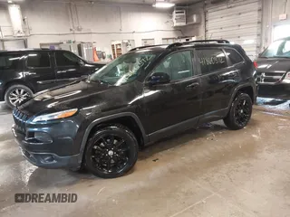 2014 Jeep Cherokee Latitude with VIN 1C4PJMCS0EW291135, listed as a IAAI auction lot 41860372 with 171,524 mi miles and . Bid and sale history available at DreamBid. Image 17.