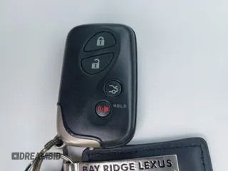 2008 Lexus ES 330 z VIN JTHBJ46G882249940, wystawiony jako IAAI lot #42368519 z przebiegiem 145 639 mil mil oraz . Historia ofert i sprzedaży dostępna na DreamBid. Obrazek 11.