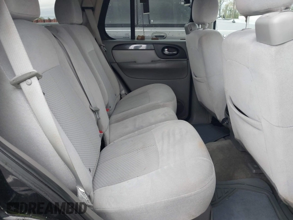 2007 GMC Envoy SLE with VIN 1GKDS13S872309605, listed as a IAAI auction lot 41946509 with 184,638 mi miles. Bid and sale history available at carsss.com. Image 8.