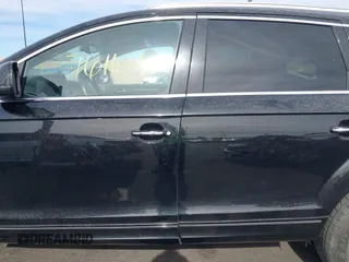 2015 Audi Q7 3.0T Premium with VIN WA1CGAFE7FD033123, listed as a IAAI auction lot 41376164 with 96,787 mi miles. Bid and sale history available at carsss.com. Image 15.