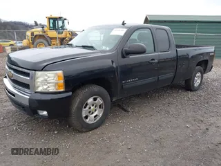 2011 Chevrolet Silverado 1500 LT with VIN 1GCRKSE07BZ441855, listed as a IAAI auction lot 41958383 with 222,990 mi miles and . Bid and sale history available at DreamBid. Image 2.
