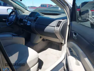 2007 Toyota Prius with VIN JTDKB20U977619909, listed as a IAAI auction lot 41829445 with 113,136 mi miles and . Bid and sale history available at carsss.com. Image 5.