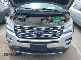 2016 Ford Explorer XLT with VIN 1FM5K7D86GGC98365, listed as a IAAI auction lot 42038692 with 155,552 mi miles. Bid and sale history available at carsss.com. Image 10.