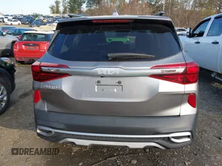 2022 Kia Seltos S z VIN KNDEU2AA3N7315127, wystawiony jako IAAI lot #41326829 z przebiegiem 98 268 mil mil oraz . Historia ofert i sprzedaży dostępna na DreamBid. Obrazek 16.