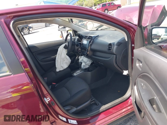 2024 Mitsubishi Mirage ES z VIN ML32AUHJ6RH027490, wystawiony jako IAAI lot #42329588 z przebiegiem 10 236 mil mil oraz . Historia ofert i sprzedaży dostępna na DreamBid. Obrazek 5.