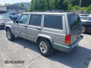 2000 Jeep Cherokee with VIN 1J4FF48S5YL174768, listed as a IAAI auction lot 42411154 with 204,428 mi miles and . Bid and sale history available at DreamBid. Image 3.