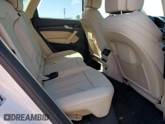 2024 Audi Q5 S line Premium z VIN WA1GAAFY1R2113529, wystawiony jako Copart lot #51914235 z przebiegiem Nie podano mil oraz Szkoda całkowita • Salvage title. Historia ofert i sprzedaży dostępna na DreamBid. Obrazek 11.