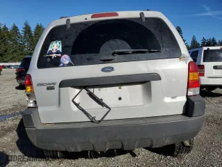 2003 Ford Escape XLT Popular 2 with VIN 1FMYU93193KC40989, listed as a Copart auction lot 50424235 with 92,238 mi miles and Salvage Title. Bid and sale history available at carsss.com. Image 6.