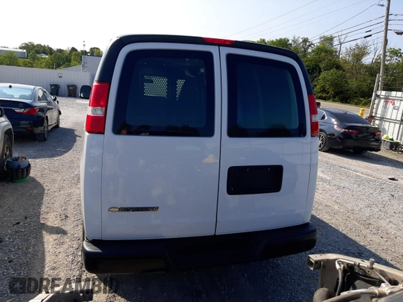 2019 Chevrolet Express Cargo with VIN 1GCWGAFP0K1362956, listed as a Copart auction lot 87134104 with 306,690 mi miles and Salvage title. Bid and sale history available at DreamBid. Image 6.