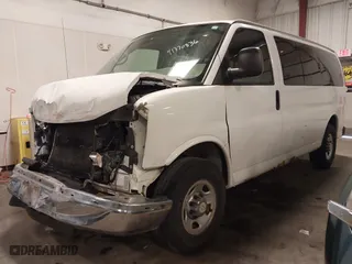 2008 Chevrolet Express Passenger with VIN 1GAGG25K581113442, listed as a IAAI auction lot 41770836 with 172,065 mi miles. Bid and sale history available at carsss.com. Image 23.