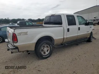 2000 Ford Super Duty F-250 XL with VIN 1FTNW21F4YEA57111, listed as a Copart auction lot 70084424 with 478,074 mi miles and Salvage Title. Bid and sale history available at carsss.com. Image 3.