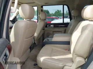 2006 Lincoln Navigator Luxury z VIN 5LMFU28506LJ27356, wystawiony jako IAAI lot #42309880 z przebiegiem 240 000 mil mil oraz . Historia ofert i sprzedaży dostępna na DreamBid. Obrazek 8.