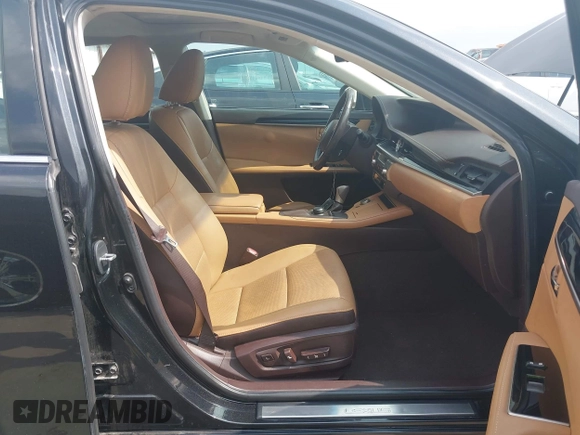 2016 Lexus ES with VIN 58ABK1GG0GU004813, listed as a IAAI auction lot 42114069 with 111,622 mi miles. Bid and sale history available at carsss.com. Image 5.