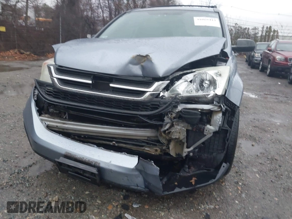 2011 Honda CR-V SE with VIN 5J6RE4H48BL040068, listed as a IAAI auction lot 41069413 with 127,766 mi miles. Bid and sale history available at carsss.com. Image 6.