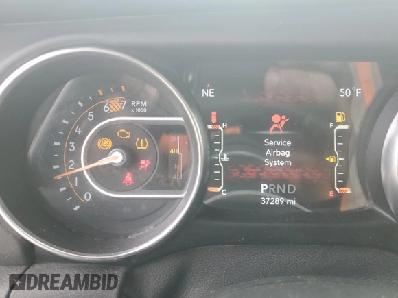 2021 Jeep Wrangler Unlimited Sahara Altitude z VIN 1C4HJXEN7MW651514, wystawiony jako Copart lot #48438715 z przebiegiem 37 289 mil mil oraz Szkoda całkowita • Salvage title. Historia ofert i sprzedaży dostępna na DreamBid. Obrazek 9.
