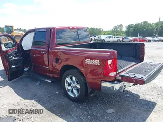 2016 Ram 1500 Big Horn z VIN 3C6RR7LT1GG207778, wystawiony jako IAAI lot #42223561 z przebiegiem 172 704 mil mil oraz . Historia ofert i sprzedaży dostępna na DreamBid. Obrazek 3.