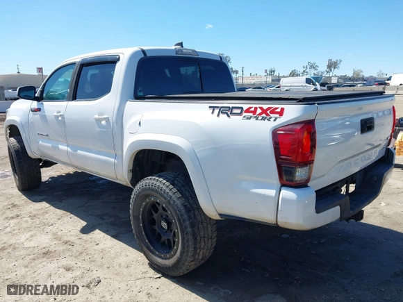 2019 Toyota Tacoma 4WD SR with VIN 3TMCZ5AN3KM207007, listed as a IAAI auction lot 41755529 with 43,203 mi miles. Bid and sale history available at carsss.com. Image 3.