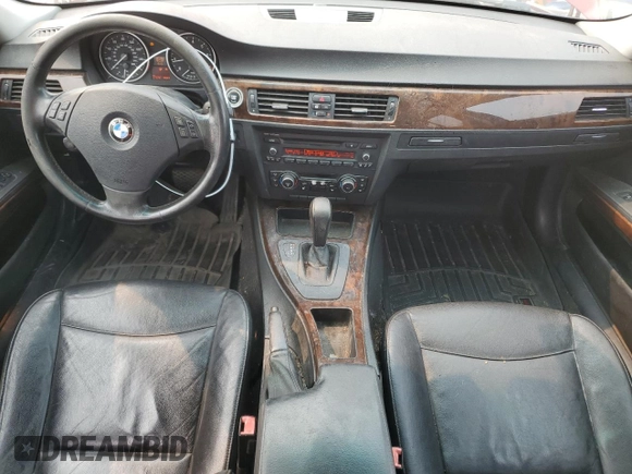 2011 BMW 3 Series 328i xDrive z VIN WBAPK7C52BA971388, wystawiony jako Copart lot #58974815 z przebiegiem 272 737 mil mil oraz Czysty tytuł • Clean title. Historia ofert i sprzedaży dostępna na DreamBid. Obrazek 8.