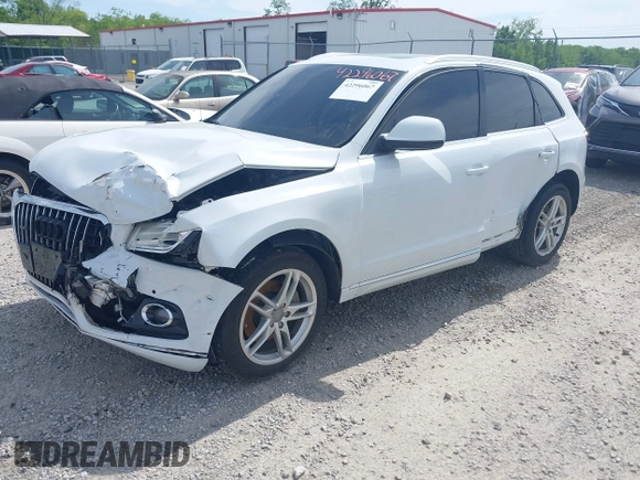 2014 Audi Q5 Premium Plus z VIN WA1CMAFP9EA041976, wystawiony jako IAAI lot #42296067 z przebiegiem 131 906 mil mil oraz . Historia ofert i sprzedaży dostępna na DreamBid. Obrazek 19.