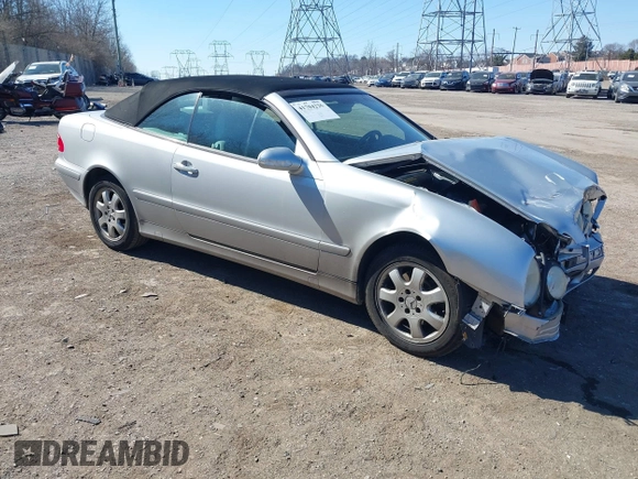 2003 Mercedes-Benz CLK 320 z VIN WDBLK65GX3T143863, wystawiony jako IAAI lot #41704225 z przebiegiem Nie podano mil oraz . Historia ofert i sprzedaży dostępna na DreamBid. Obrazek 1.