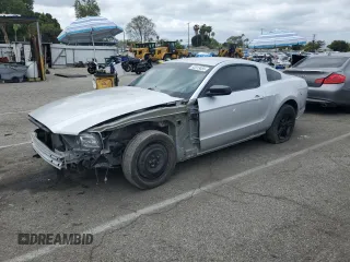 2014 Ford Mustang V6 with VIN 1ZVBP8AM1E5329303, listed as a Copart auction lot 53313455 with 74,907 mi miles and Clean Title. Bid and sale history available at DreamBid. Image 1.