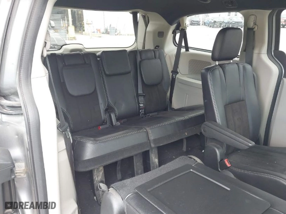 2019 Dodge Grand Caravan SXT with VIN 2C4RDGCG4KR543387, listed as a IAAI auction lot 41886447 with 120,572 mi miles. Bid and sale history available at carsss.com. Image 8.