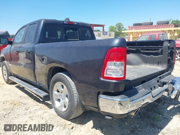 2021 Ram 1500 Lone Star z VIN 1C6RREBT0MN630263, wystawiony jako IAAI lot #41887871 z przebiegiem 52 386 mil mil oraz . Historia ofert i sprzedaży dostępna na DreamBid. Obrazek 3.