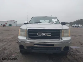 2011 GMC Sierra 1500 SLE with VIN 3GTP1VE09BG361260, listed as a IAAI auction lot 41419293 with 193,433 mi miles. Bid and sale history available at carsss.com. Image 12.