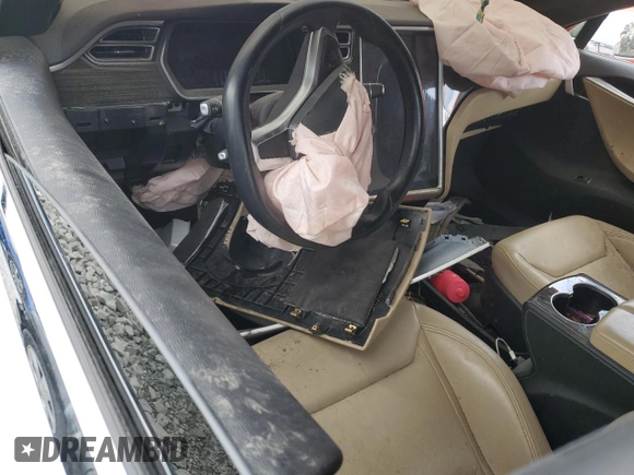 2015 Tesla Model S 85D with VIN 5YJSA1S21FF096032, listed as a Copart auction lot 80075234 with Not Provided miles and Clean Title. Bid and sale history available at carsss.com. Image 8.