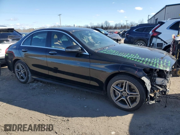 2019 Mercedes-Benz C 300 with VIN 55SWF8EB1KU283402, listed as a Copart auction lot 47947395 with 83,731 mi miles and Non Repairable. Bid and sale history available at DreamBid. Image 4.