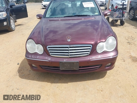 2006 Mercedes-Benz C 280 Luxury z VIN WDBRF92H66F768910, wystawiony jako IAAI lot #42352590 z przebiegiem Nie podano mil oraz . Historia ofert i sprzedaży dostępna na DreamBid. Obrazek 6.