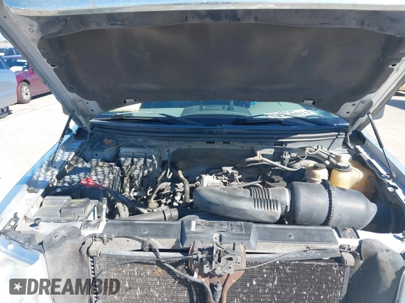 2008 Ford F-150 XL with VIN 1FTRW12W88FB11028, listed as a IAAI auction lot 41662475 with 237,135 mi miles. Bid and sale history available at carsss.com. Image 10.