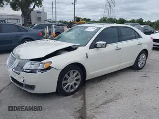 2012 Lincoln MKZ with VIN 3LNHL2GC1CR827429, listed as a IAAI auction lot 41993400 with 92,153 mi miles. Bid and sale history available at carsss.com. Image 2.