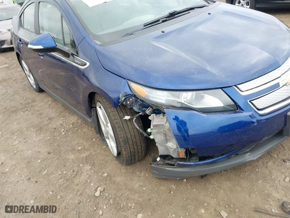 2013 Chevrolet Volt with VIN 1G1RA6E45DU128549, listed as a IAAI auction lot 41903293 with 125,635 mi miles. Bid and sale history available at carsss.com. Image 6.