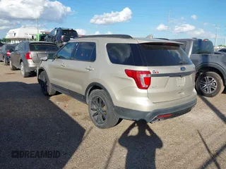 2017 Ford Explorer XLT with VIN 1FM5K7D82HGC04872, listed as a IAAI auction lot 40681891 with 87,480 mi miles and . Bid and sale history available at DreamBid. Image 3.
