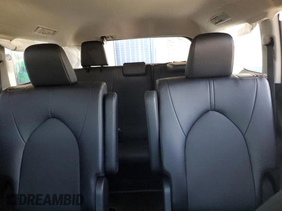 2024 Toyota Highlander XLE with VIN 5TDAAAA58RS013686, listed as a Copart auction lot 52045785 with 11,857 mi miles and Salvage title. Bid and sale history available at DreamBid. Image 10.