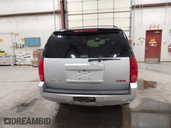 2013 GMC Yukon XL SLT z VIN 1GKS2KE71DR342261, wystawiony jako IAAI lot #42018535 z przebiegiem 201 847 mil mil oraz . Historia ofert i sprzedaży dostępna na DreamBid. Obrazek 16.