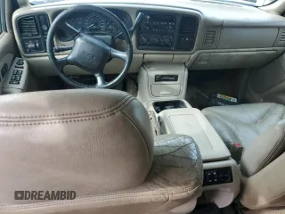 2002 GMC Yukon SLT z VIN 1GKEC13Z72R130454, wystawiony jako Copart lot #53845705 z przebiegiem 237 483 mil mil oraz Szkoda całkowita • Salvage title. Historia ofert i sprzedaży dostępna na DreamBid. Obrazek 8.