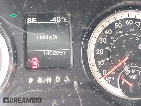 2016 Ram 1500 Express z VIN 3C6RR6KT1GG228318, wystawiony jako IAAI lot #41380007 z przebiegiem 140 209 mil mil oraz . Historia ofert i sprzedaży dostępna na DreamBid. Obrazek 15.