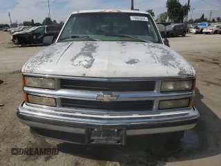 1997 Chevrolet Suburban with VIN 1GNEC16R5VJ301591, listed as a Copart auction lot 75965054 with 213,321 mi miles and Salvage Title. Bid and sale history available at carsss.com. Image 5.