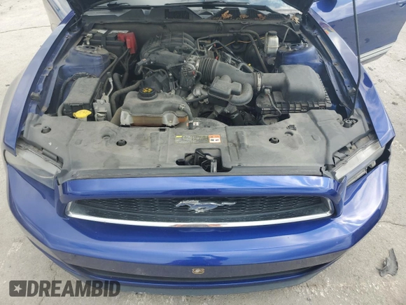2013 Ford Mustang V6 z VIN 1ZVBP8AM2D5244453, wystawiony jako Copart lot #61857985 z przebiegiem 147 452 mil mil oraz Szkoda całkowita • Salvage title. Historia ofert i sprzedaży dostępna na DreamBid. Obrazek 11.