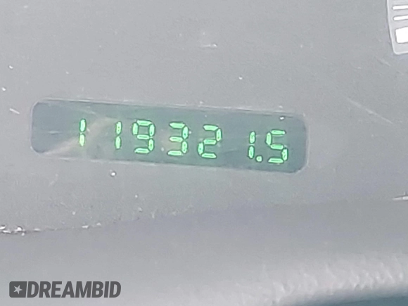 2002 Ford F-150 XL with VIN 1FTRF17242NB86232, listed as a IAAI auction lot 42336859 with 119,321 mi miles and . Bid and sale history available at DreamBid. Image 15.