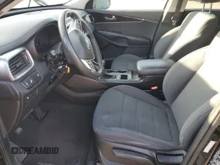 2020 Kia Sorento LX with VIN 5XYPG4A34LG625882, listed as a Copart auction lot 53067885 with 132,888 mi miles and Clean Title. Bid and sale history available at carsss.com. Image 7.