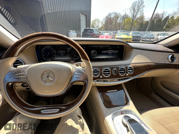 2015 Mercedes-Benz S 550 with VIN WDDUG8CB5FA129871, listed as a Copart auction lot 64247165 with 112,735 mi miles and Clean title. Bid and sale history available at DreamBid. Image 9.