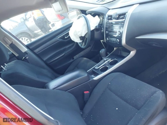 2015 Nissan Altima 2.5 S with VIN 1N4AL3AP4FN402310, listed as a IAAI auction lot 41741964 with 160,029 mi miles. Bid and sale history available at carsss.com. Image 5.