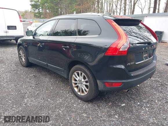 2010 Volvo XC60 3.0T with VIN YV4992DZ8A2084640, listed as a IAAI auction lot 42021744 with 175,618 mi miles. Bid and sale history available at carsss.com. Image 3.
