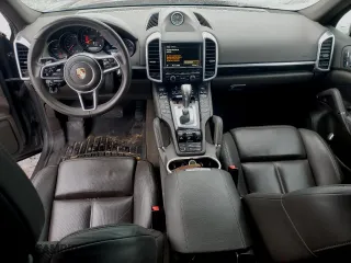 2016 Porsche Cayenne with VIN WP1AA2A20GKA15592, listed as a Copart auction lot 43690775 with 211,139 mi miles and Salvage Title. Bid and sale history available at carsss.com. Image 8.